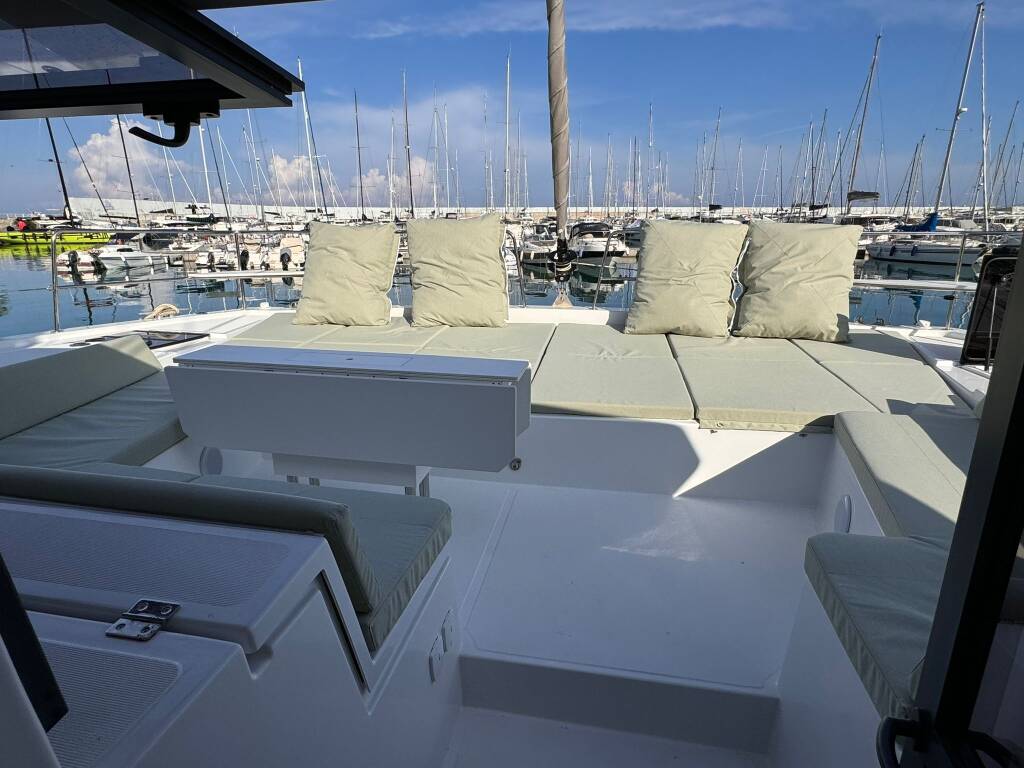 Bali 4.8 Silver Dolphin Silver Dolphin