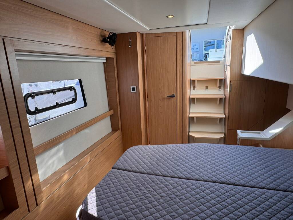 Bali 4.8 Silver Dolphin Silver Dolphin