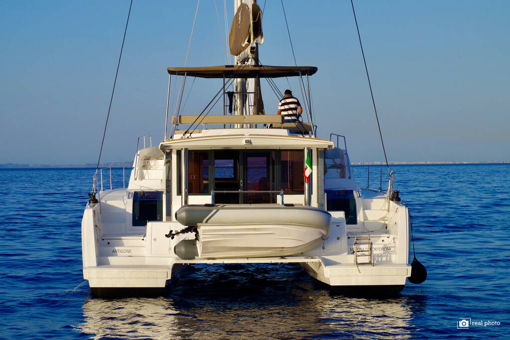 Bali 4.8 Antigone - A/C, Generator, Water maker