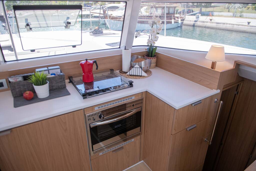Bali Catsmart Ela Thalassa III