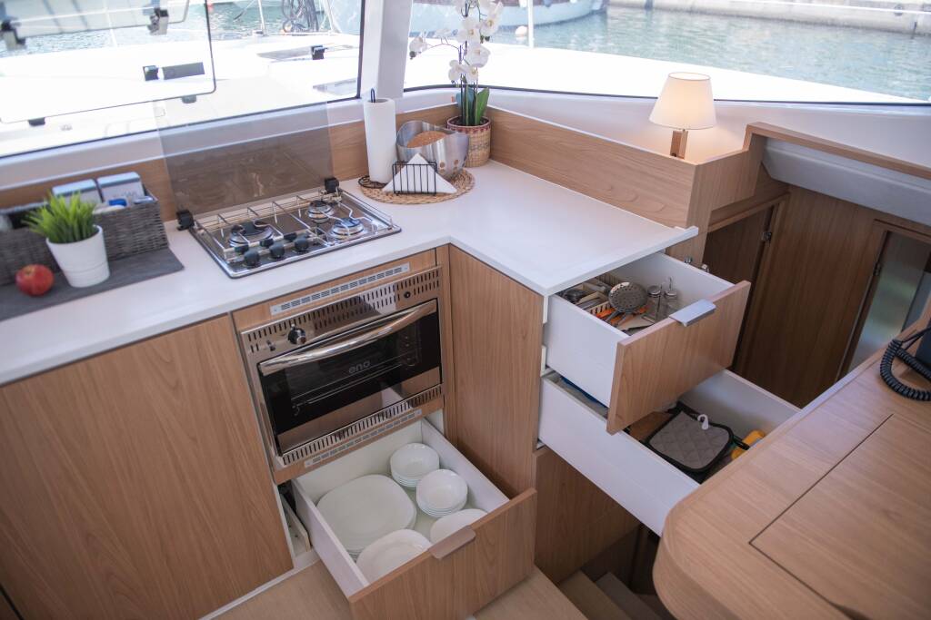 Bali Catsmart Ela Thalassa III