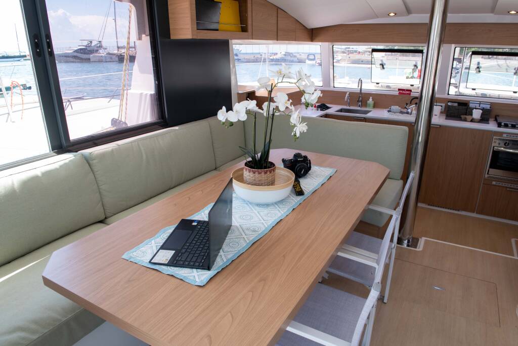Bali Catsmart Ela Thalassa III