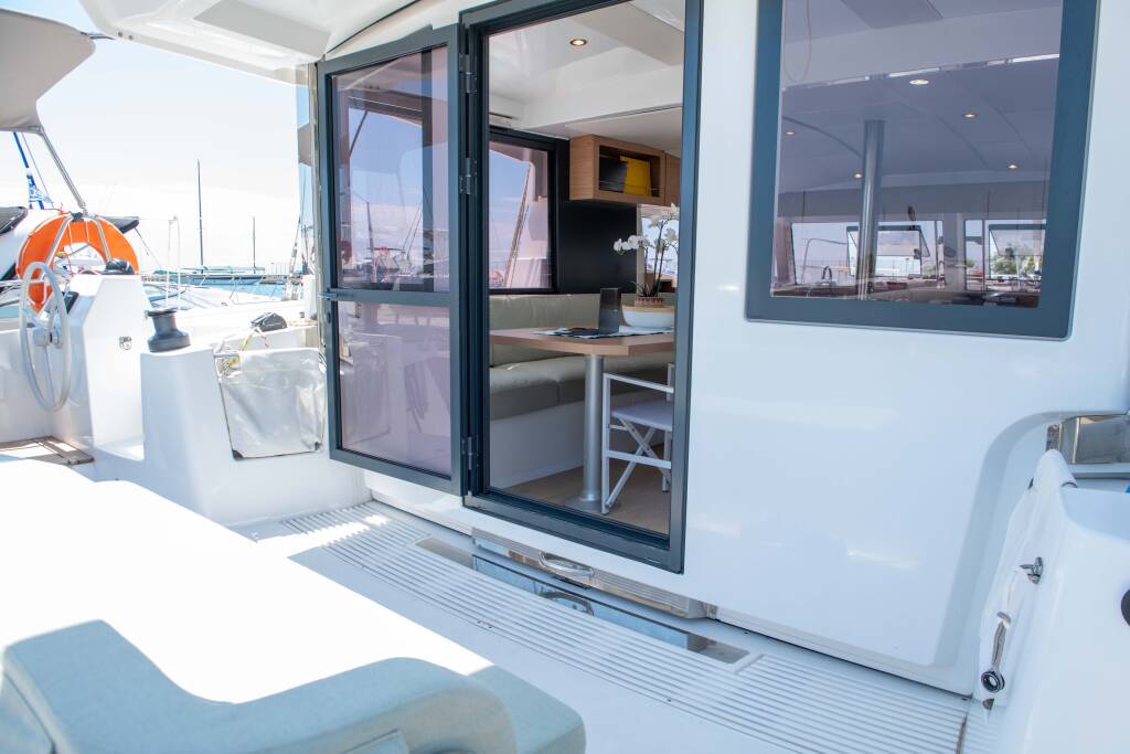 Bali Catsmart Ela Thalassa III
