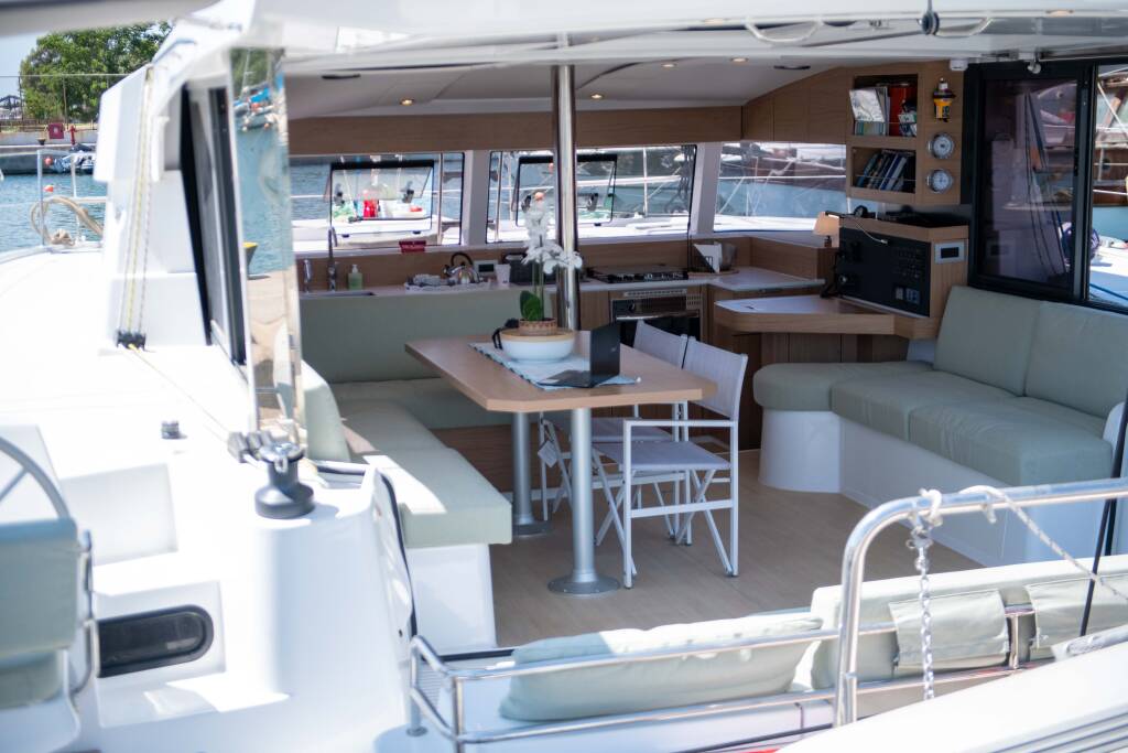 Bali Catsmart Ela Thalassa III