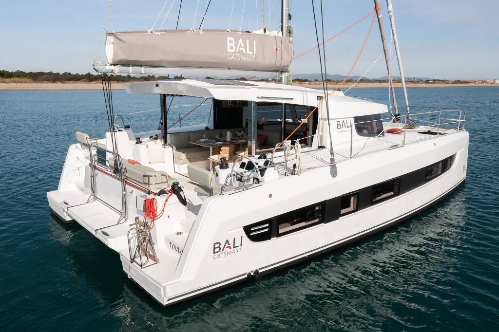 Bali Catsmart Marestrella (Pax 10)