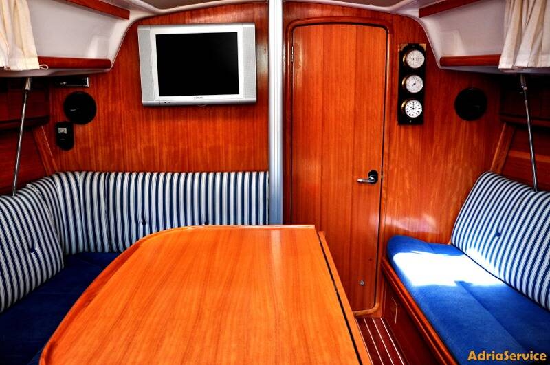 Bavaria 33 Cruiser Small AS