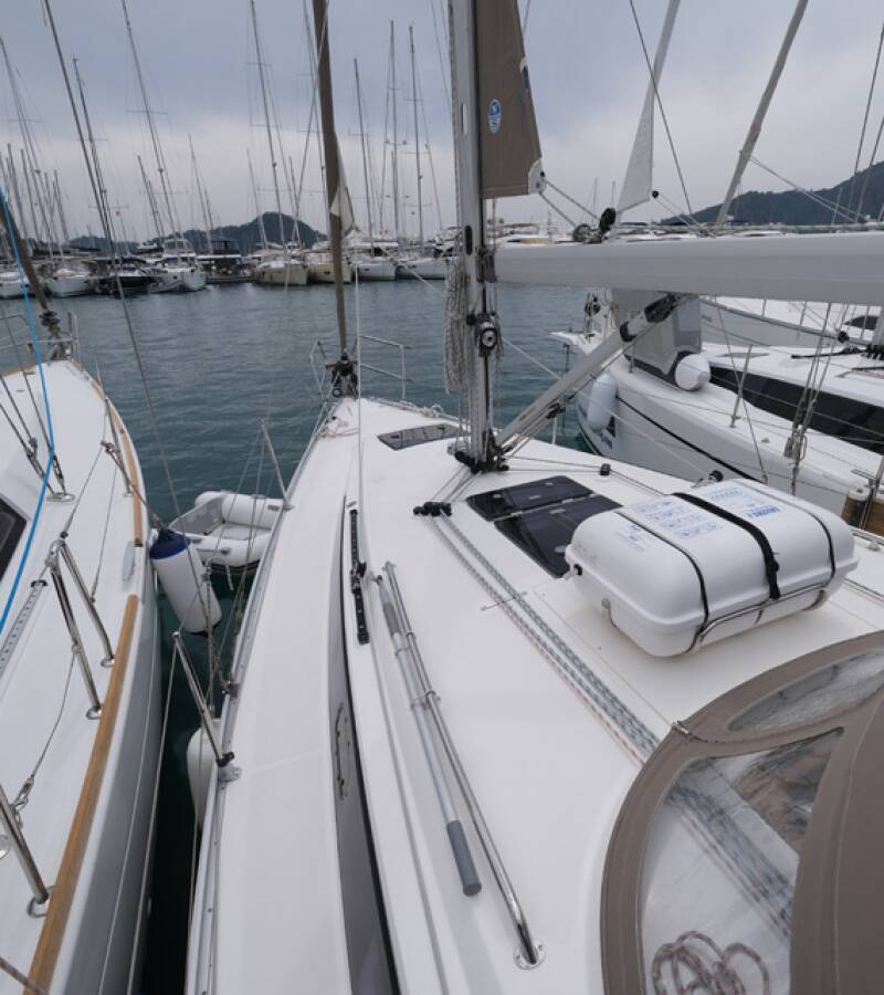 Bavaria 33 Cruiser Nemo-1