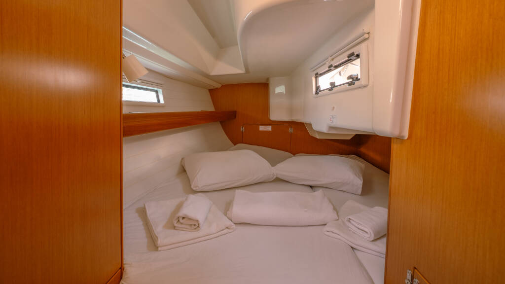 Bavaria 33 Cruiser Nemo-1