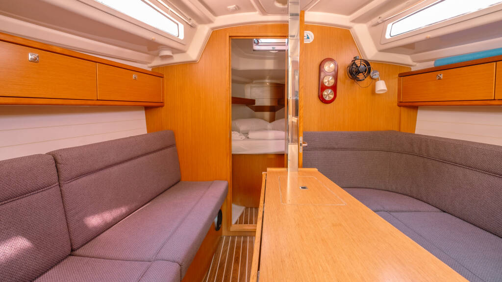 Bavaria 33 Cruiser Nemo-1