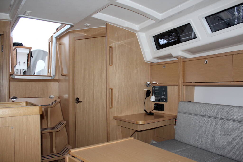 Bavaria 34 Cruiser Why Not 15