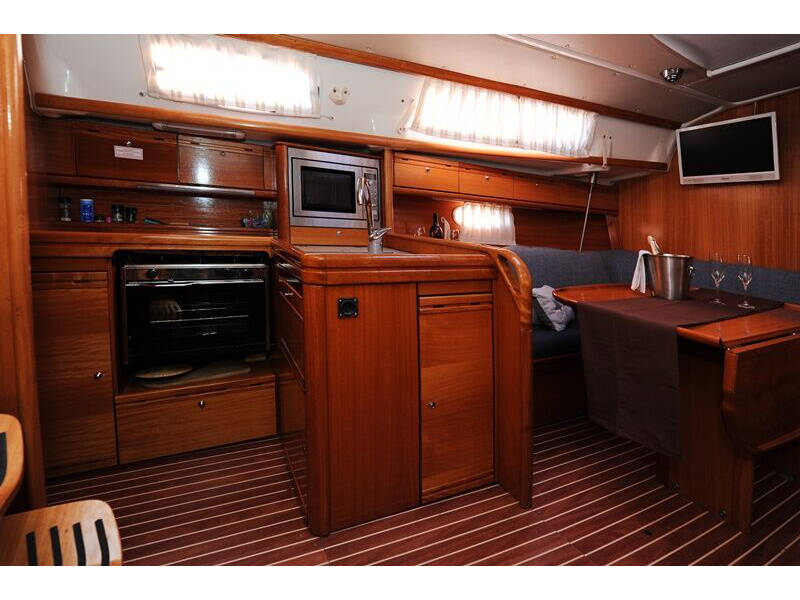 Bavaria 34 Cruiser Nina Nina - new sails 2022.