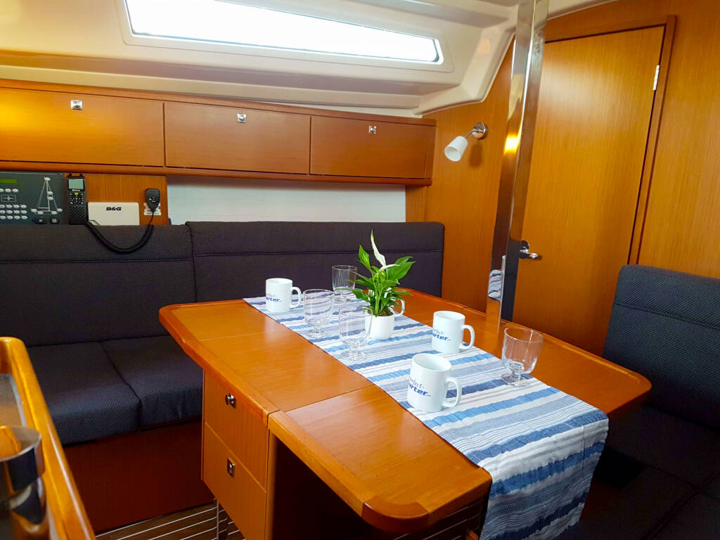 Bavaria 34 Theia