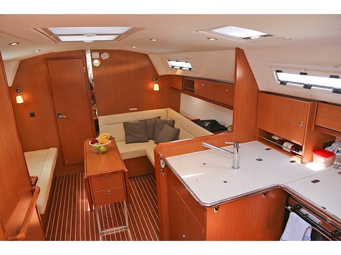 Bavaria 36 Cruiser Lucky Day
