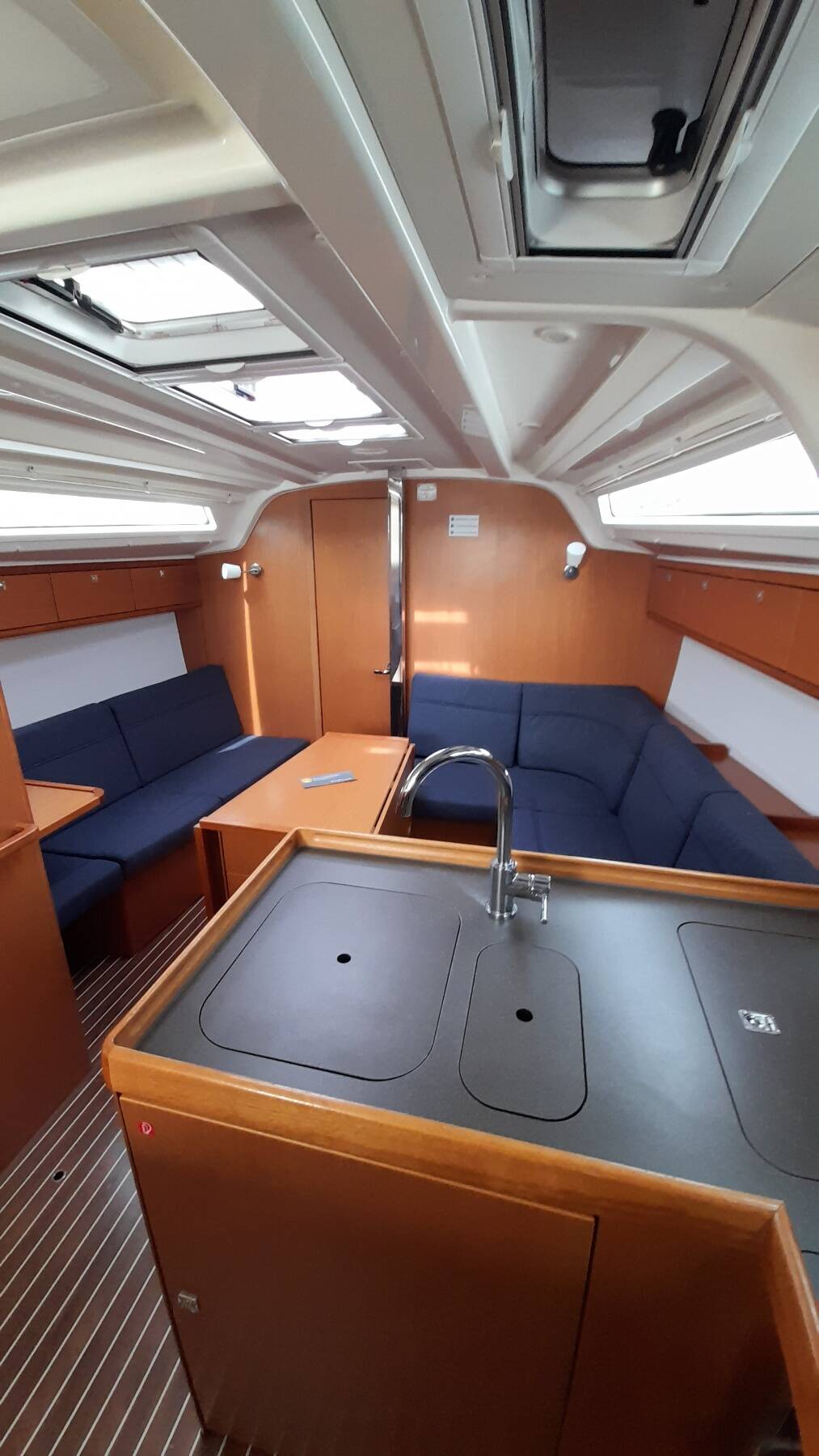 Bavaria 37 Cruiser Nenemia