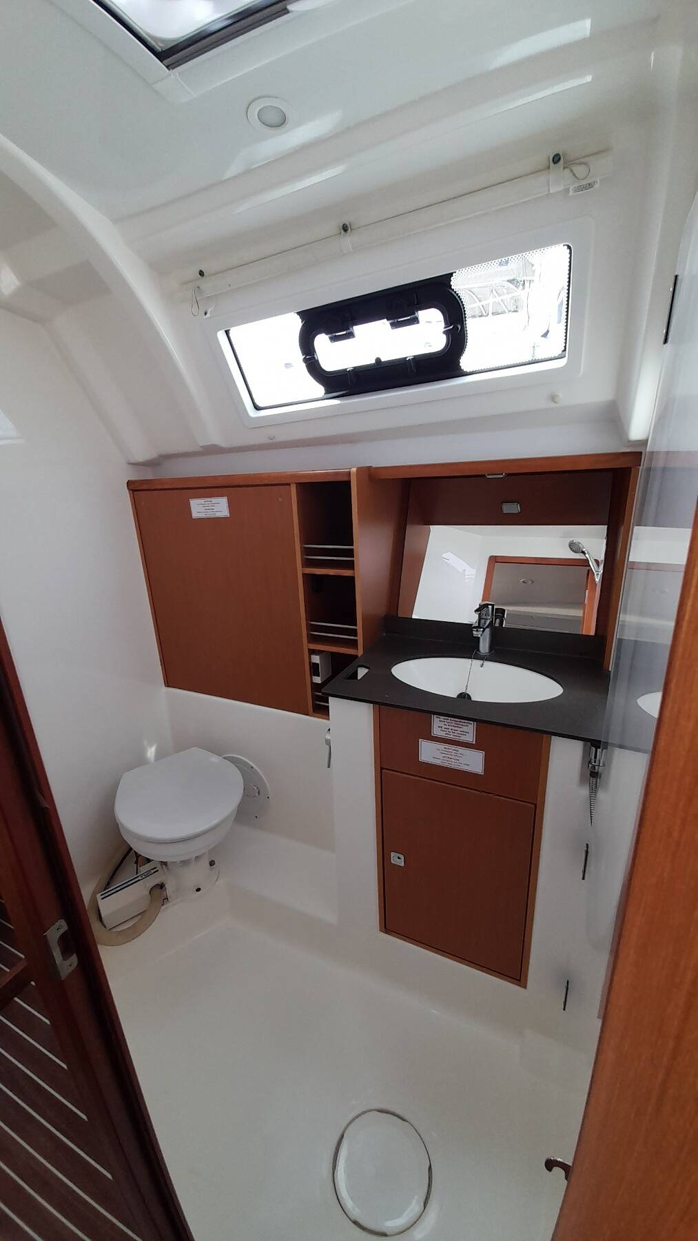 Bavaria 37 Cruiser Nenemia
