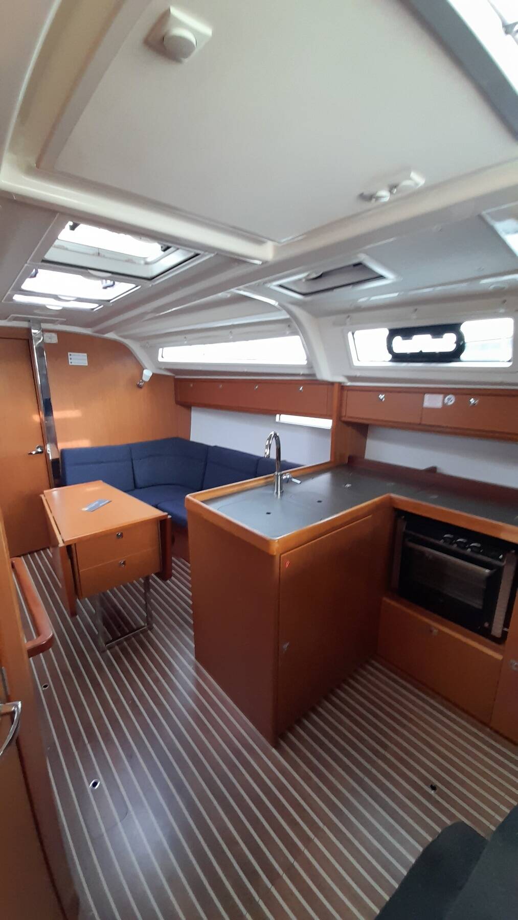 Bavaria 37 Cruiser Nenemia