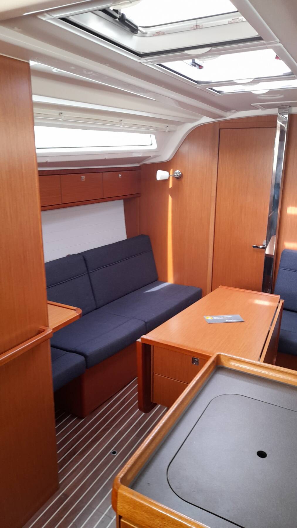 Bavaria 37 Cruiser Nenemia