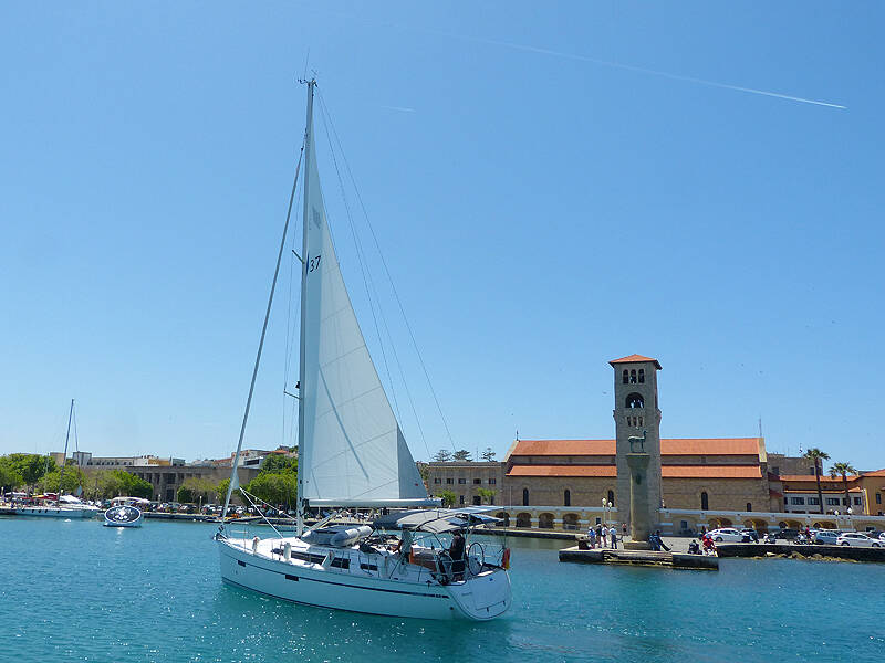 Bavaria 37 Cruiser Nenemia