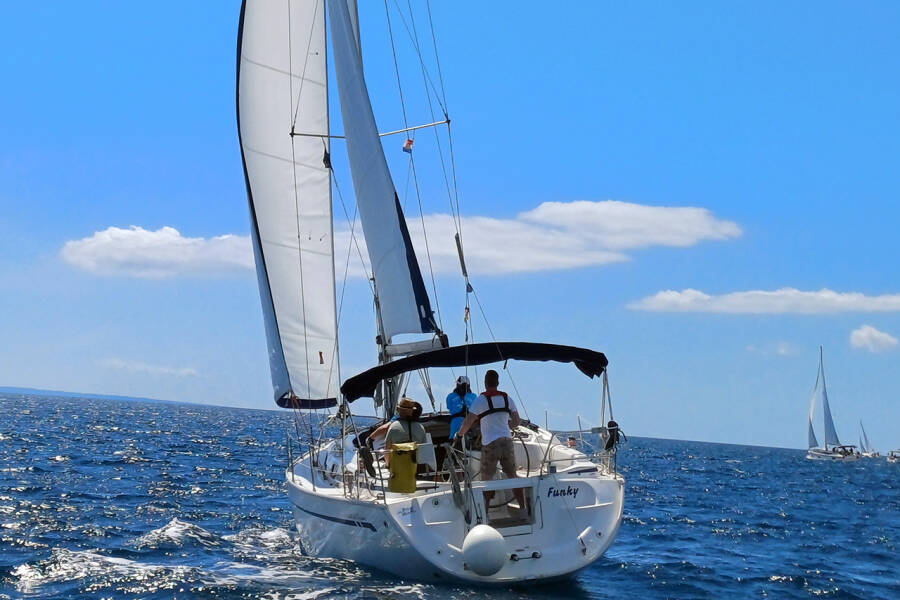 Bavaria 37 Cruiser Funky
