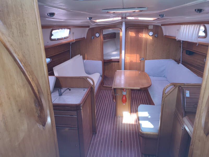 Bavaria 37 Cruiser Big Blue Horizon