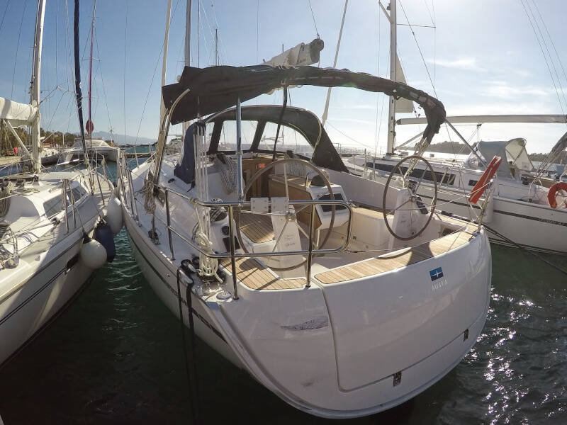 Bavaria 37 