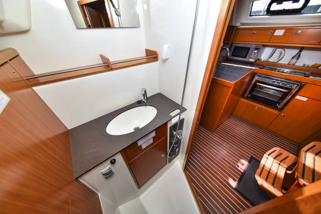 Bavaria 37 Viviana