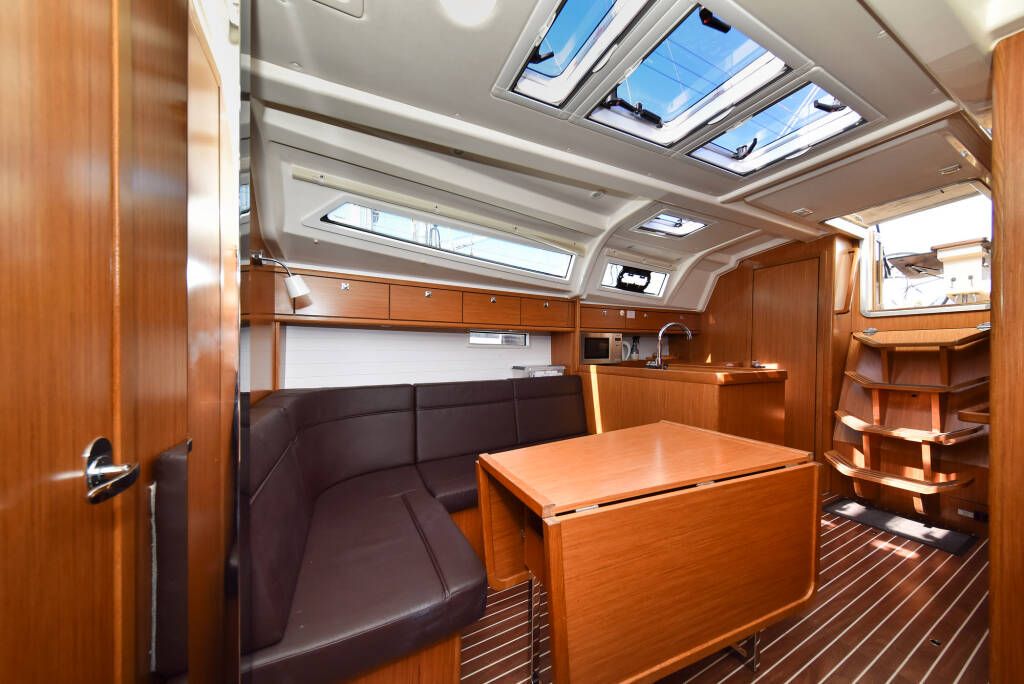 Bavaria 37 Viviana