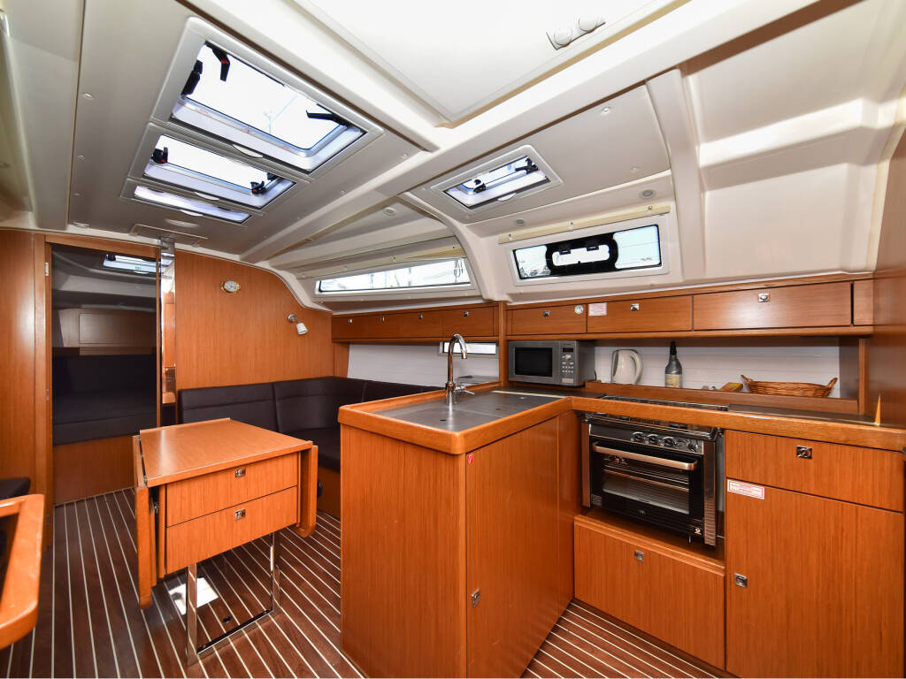 Bavaria 37 Viviana