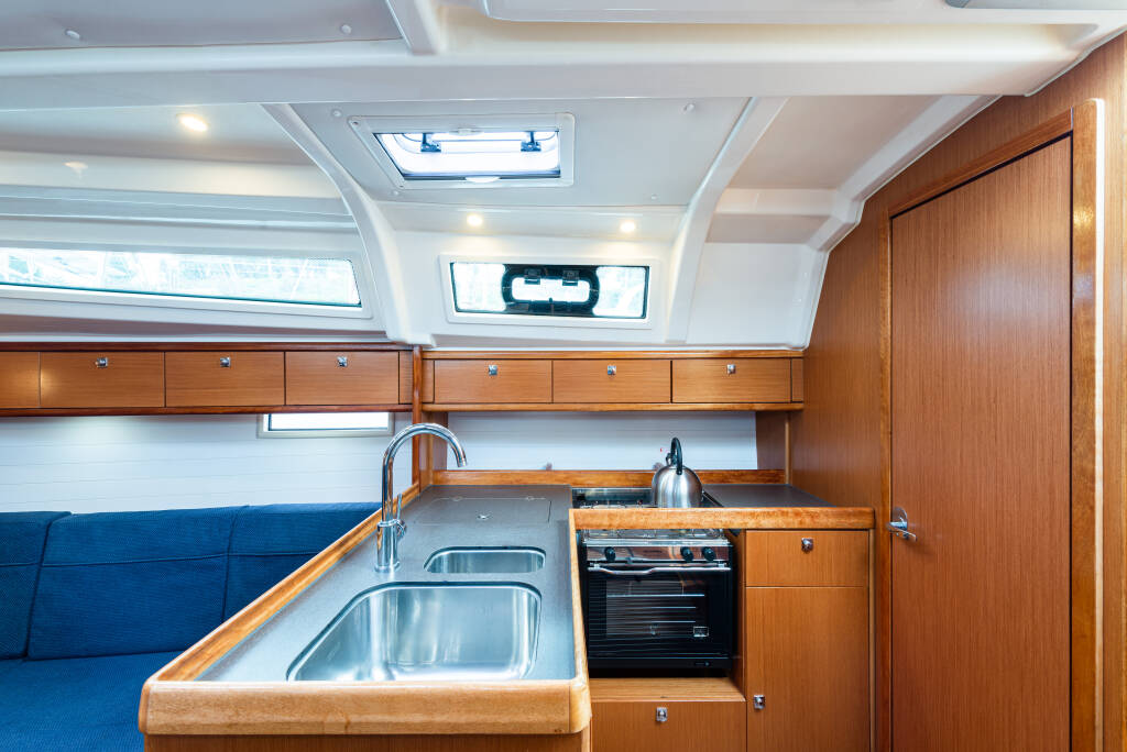 Bavaria 37 Jack Of London