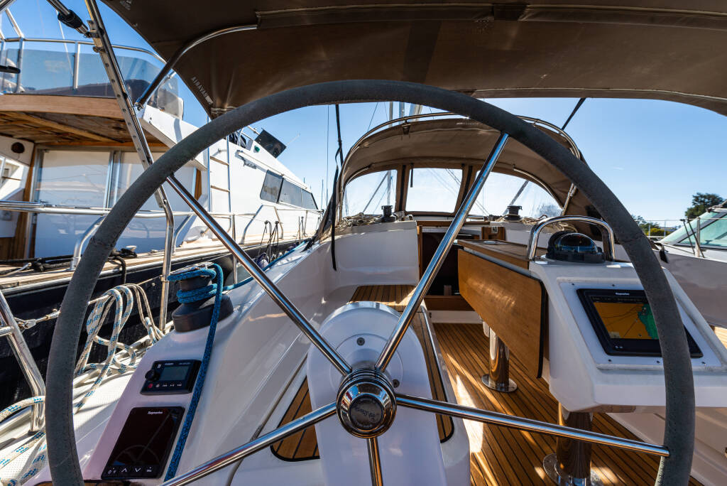 Bavaria 37 Jack Of London