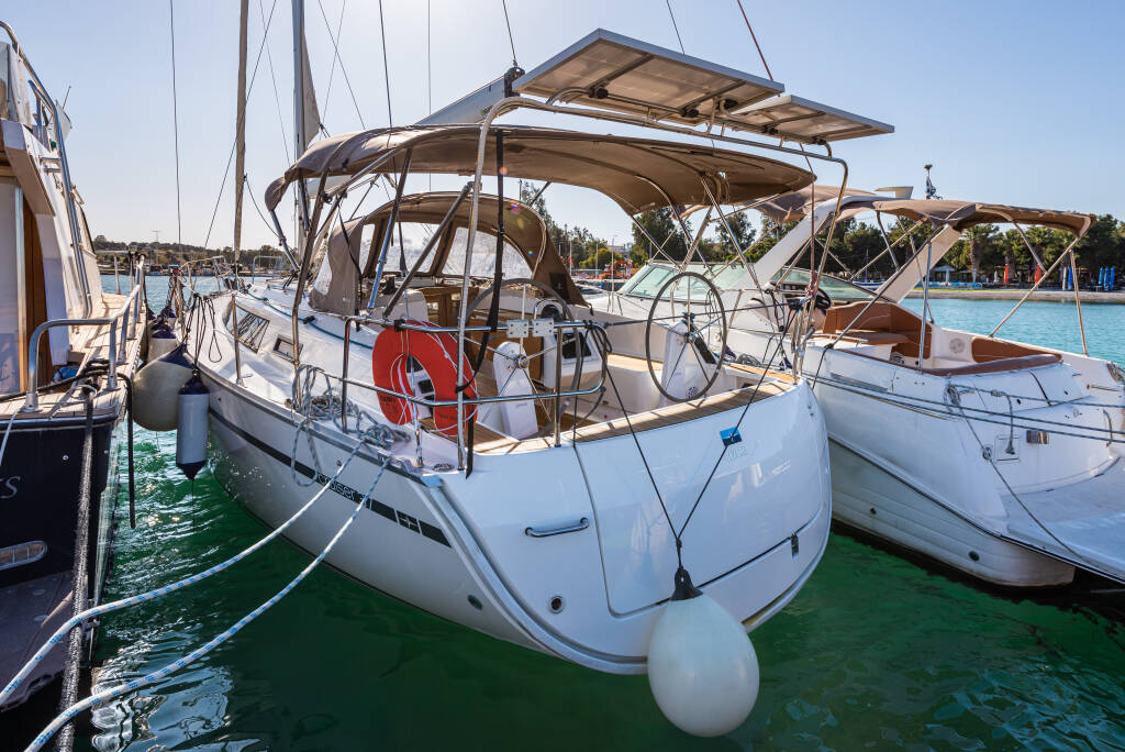 Bavaria 37 Jack Of London