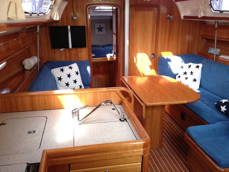 Bavaria 38 Cruiser White Lady