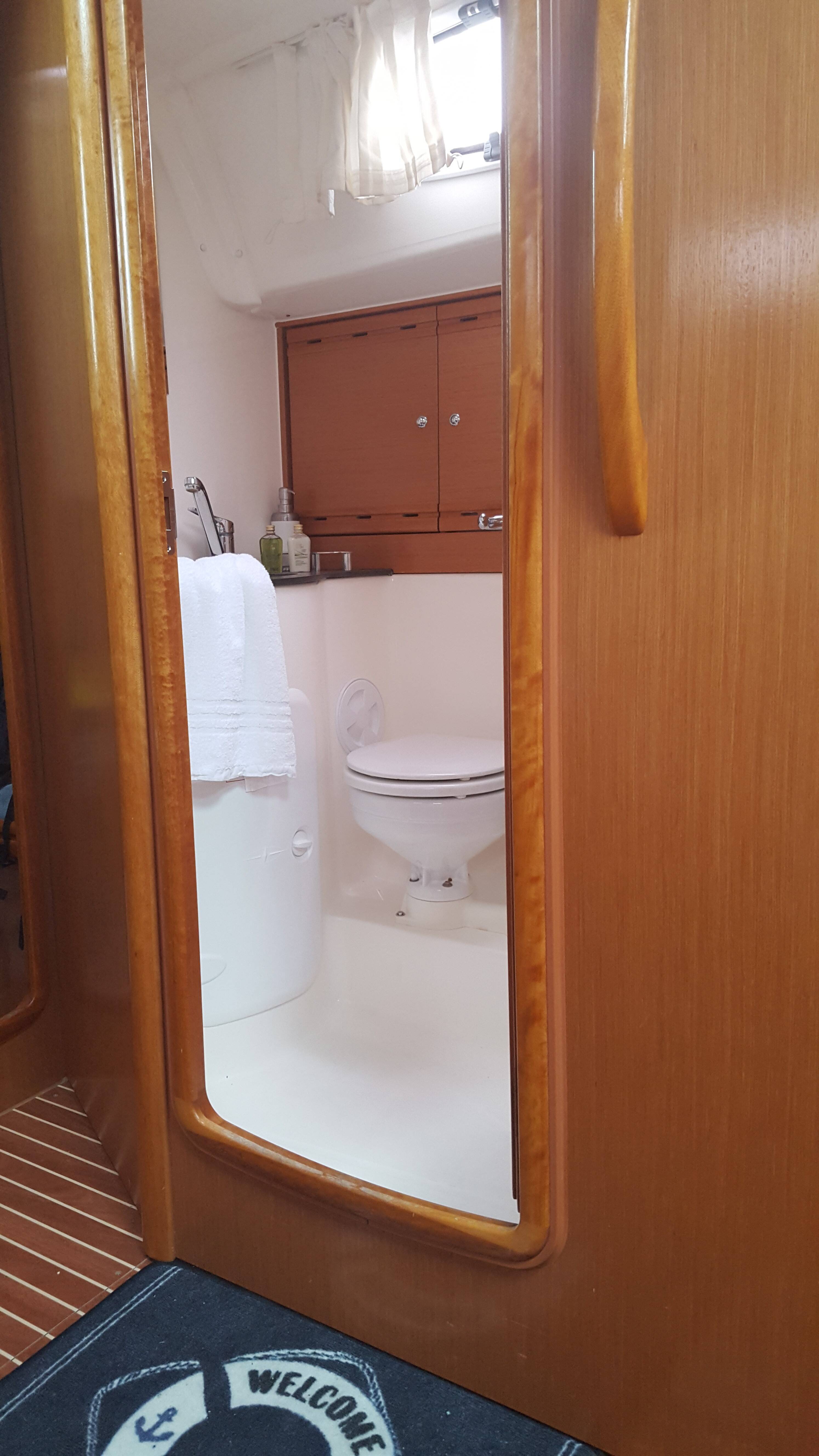 Bavaria 40 Cruiser "LADY BUTTERFLY"