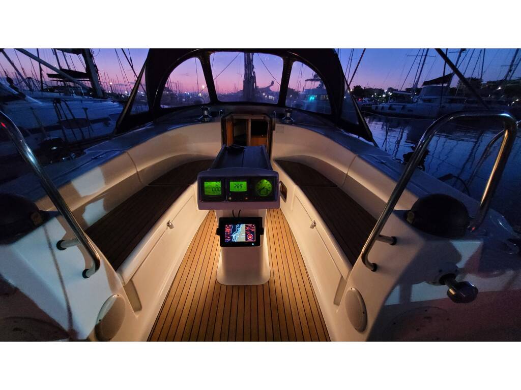 Bavaria 40 Black Pearl