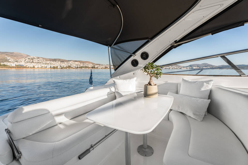 Bavaria 40 AEGEAN BLUE