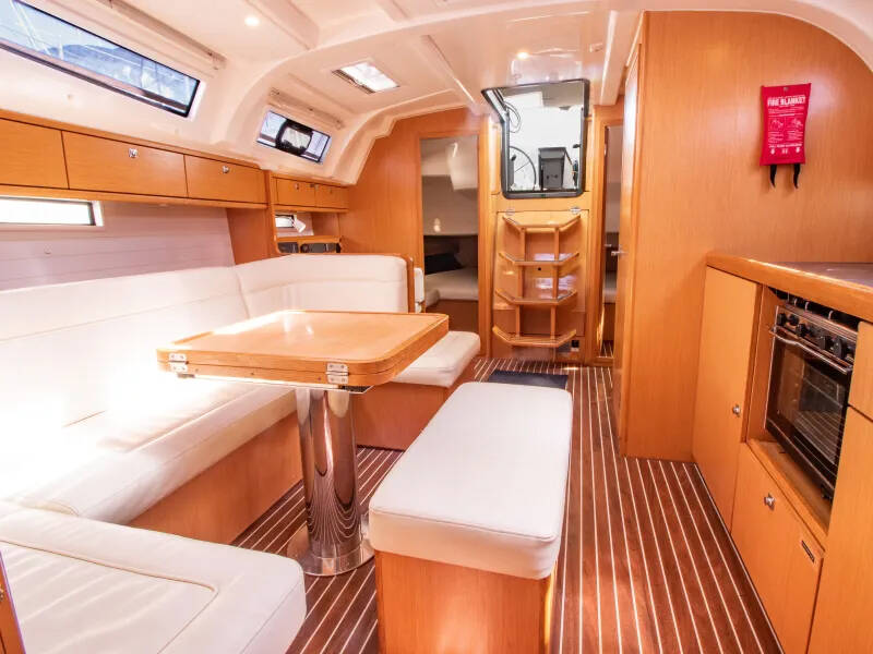 Bavaria 41 Thunderbird 1