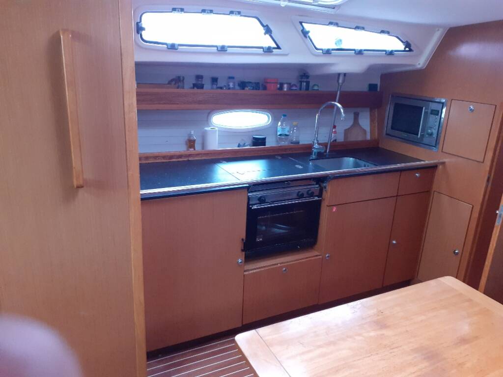 Bavaria 43 Cruiser Beta 
