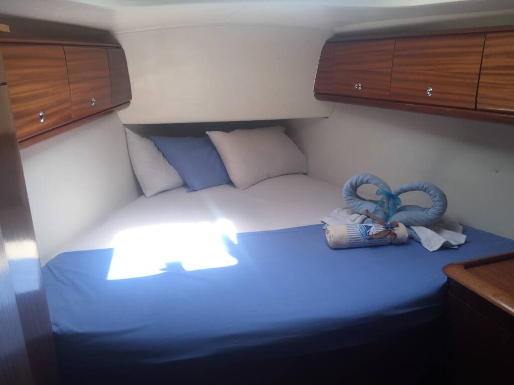 Bavaria 44 