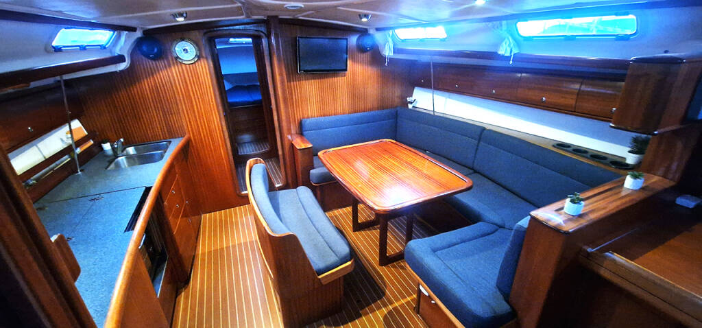 Bavaria 44 Gin