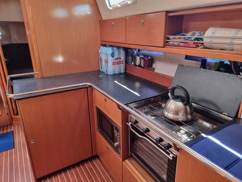 Bavaria 45 Cruiser 3 cabins Fleurie
