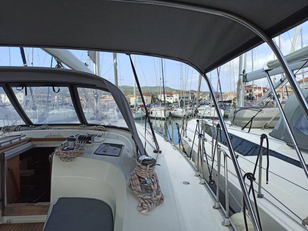 Bavaria 45 Cruiser Saffron