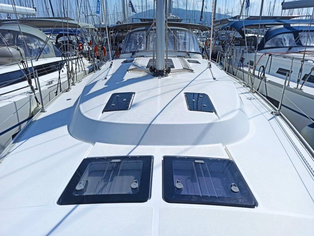 Bavaria 45 Cruiser Saffron