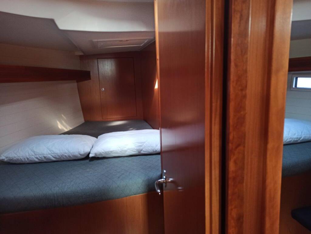 Bavaria 45 Cruiser Saffron