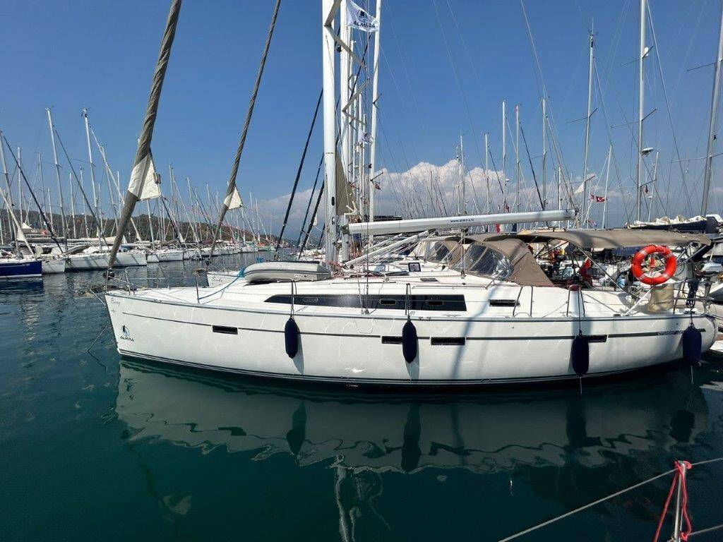 Bavaria 46 C Berry