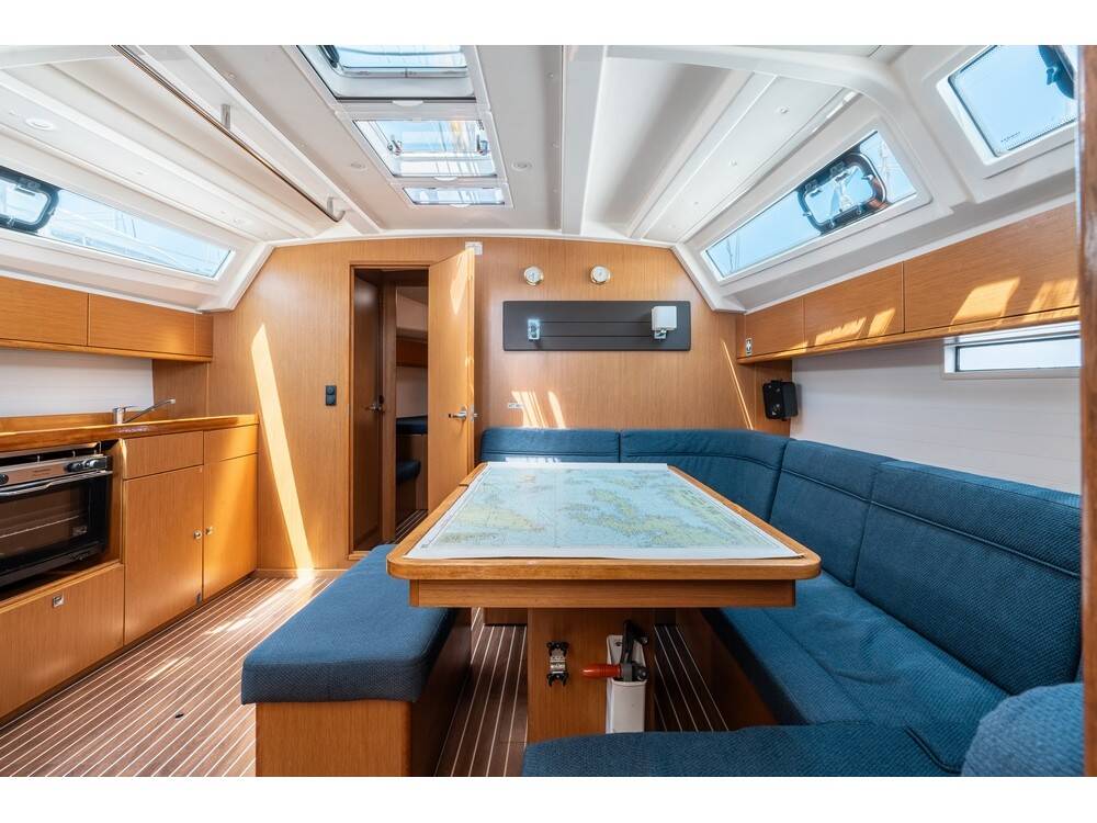 Bavaria 46  Melodia