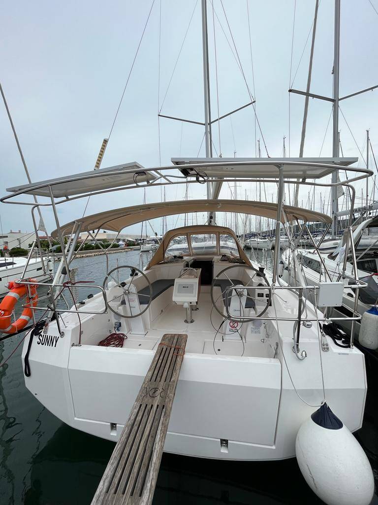 Bavaria C 38 