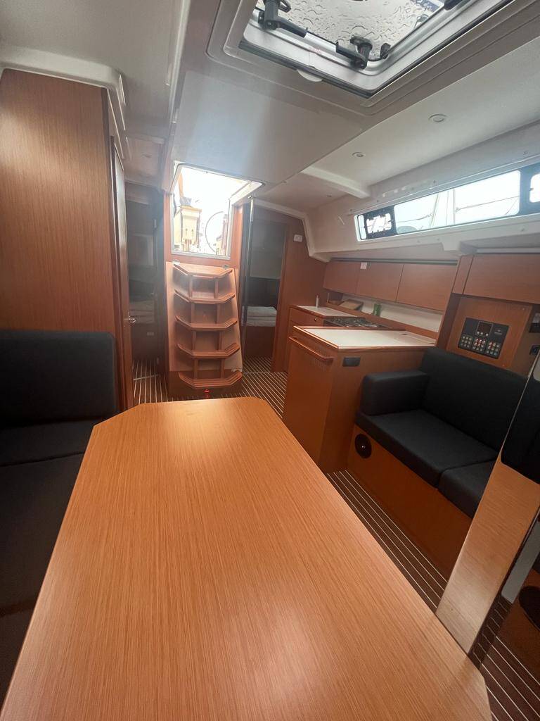 Bavaria C 38 