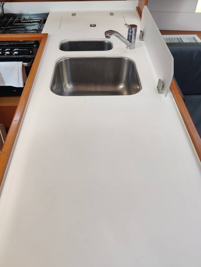 Bavaria C 45 Cruiser-5 cabin BavariaC45_1