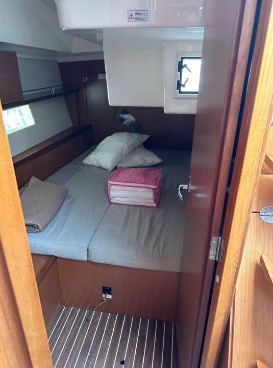 Bavaria C 45 Cruiser-5 cabin BavariaC45_1