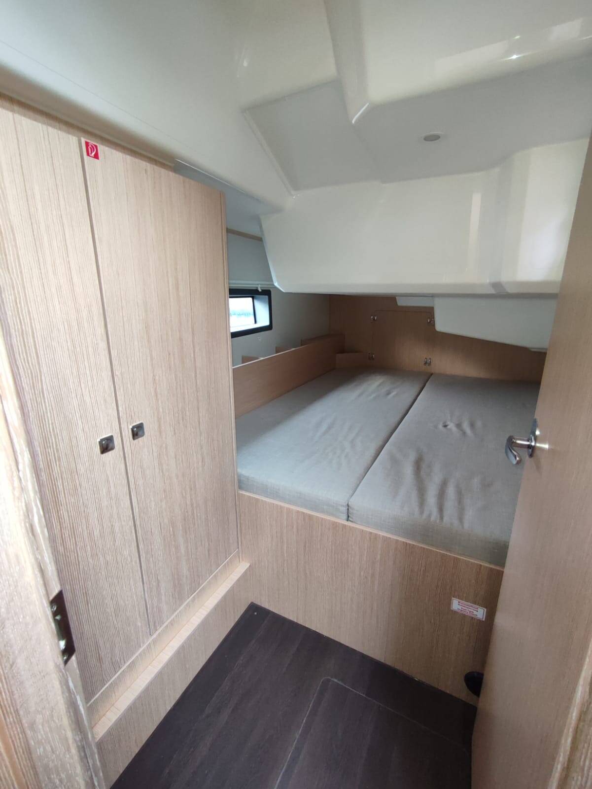 Bavaria C38  Kirke